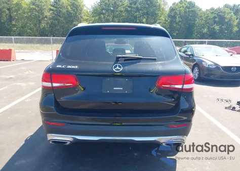 2017 Mercedes-Benz Glc 300 из США, поврежденный, VIN WDC0G4JB5HV010437